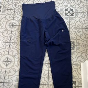 FIGS maternity scrubs